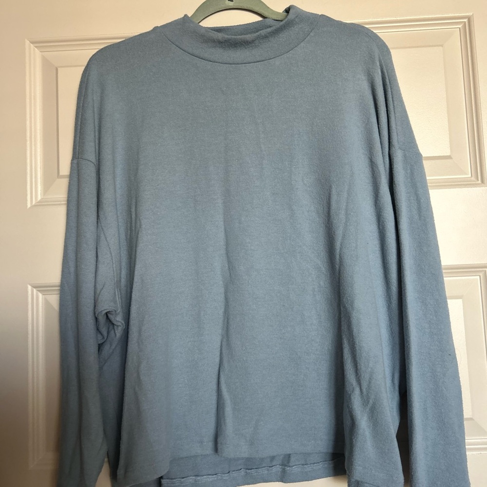 H&M Blue Long Sleeve Tee Soft Knit Casual